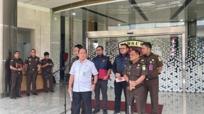 Kejagung Ungkap 5 Mobil Mewah Riza Chalid Sengaja Tanpa Pelat Nopol: Misteri di Balik Bocoran Besar!