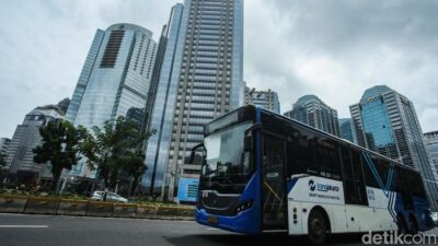 **Kabar Gembira! Tarif TransJakarta dan MRT Rp 80 Mulai 17 Agustus**