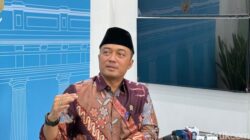 **Istana Targetkan SKB 3 Menteri, Libur 18 Agustus Terbit Besok, Kata Prasetyo!**
