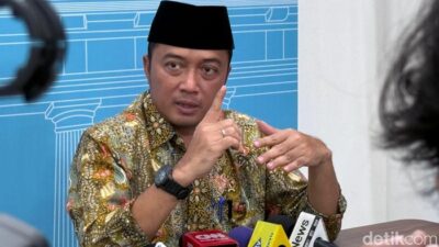 Mensesneg Soal Isu Munaslub Golkar: Istana Tidak Bermain di Balik Layar!