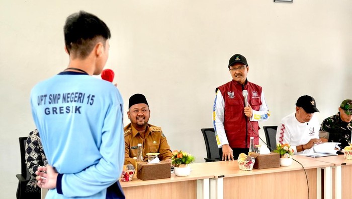 Gratis! Cek Kesehatan Gratis Awali MPLS Sekolah Rakyat di Gresik