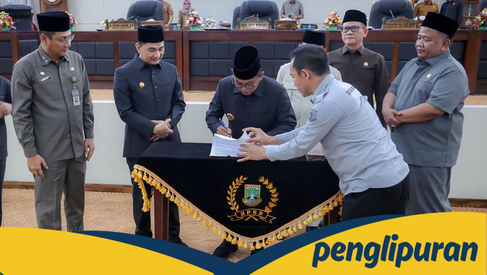 **Andra Soni Sampaikan Penurunan Pendapatan Banten Rp 1,2 T pada APBD 2025**