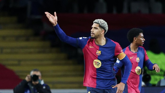 **Araujo: Tunggu Versi Terbaikku di Barcelona**