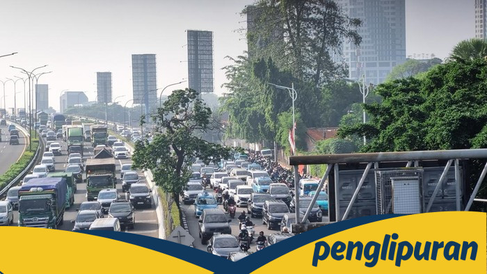 Masih Ada Galian, Jalan TB Simatupang Jaksel Macet Parah Pagi Ini - Alternatif 1
