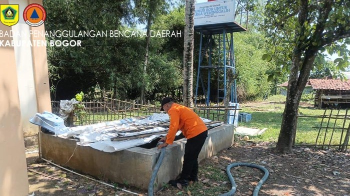 423 Jiwa di Jonggol Bogor Terdampak Kekeringan, BPBD Suplai Air Bersih - Alternatif 1