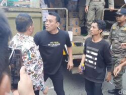 Heboh Bupati Pati Naikkan PBB 250%, Masyarakat Gelar Demo Blusukan!