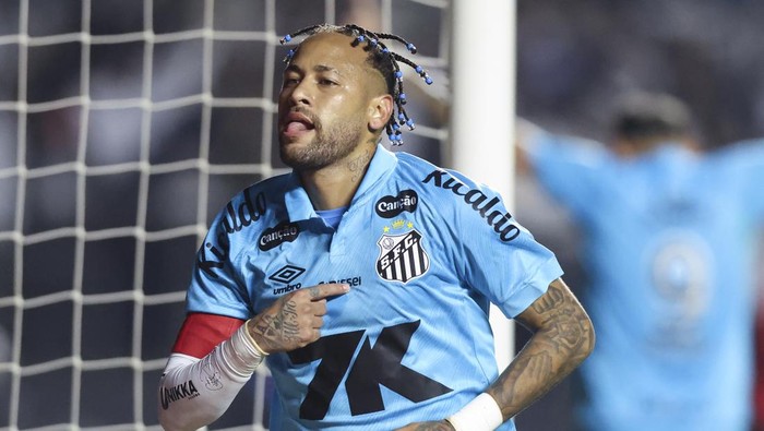Neymar Cetak Brace untuk Santos, Bertekad Kembali ke Timnas Brasil