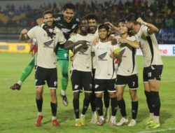 Sengketa Gaji Bikin Semen Padang & PSM Tertekan, Pendaftaran Pemain Dilarang!