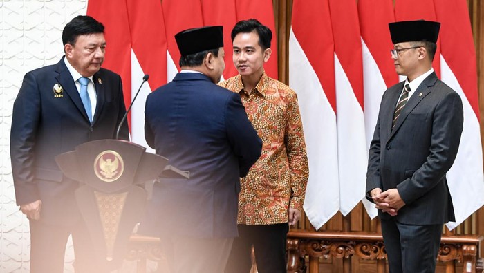 Prabowo: Diplomasi Menlu Sugiono Jadi 'Pengaman' Indonesia di Gelombang Ketidakpastian Global