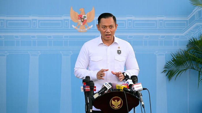 AHY: Giant Sea Wall untuk Lindungi Masyarakat-Kawasan Ekonomi di Pantura - Update 1