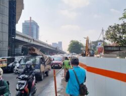 **Waktu dan Tenaga Masyarakat Terkuras Gara-gara Macet di TB Simatupang**