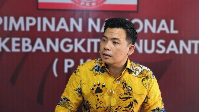 PKN Nilai Amnesti Hasto-Abolisi Tom Lembong Ciptakan Suasana Damai - Alternatif 1