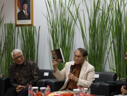 “Bedah Buku ‘Jalan Keadilan Sumitro Djojohadikusumo’: Gagasan Ekonomi yang Mengguncang Kebijakan saat Ini”