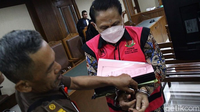 Jaksa Minta Hakim Tolak Pleidoi Eks Ketua PN Surabaya di Kasus Suap, Apa yang Terjadi?
