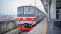 Pohon Tumbang Ganggu KRL Bojonggede-Cilebut, PT KAI Commuter Indonesia Selesaikan Masalah