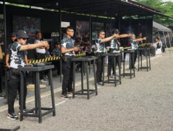 **Brimob Polda Metro Beraksi, Lomba Menembak Seru Sambut Kemerdekaan RI ke-80**
