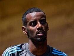 Newcastle Pastikan Alexander Isak Not For Sale – Update 1