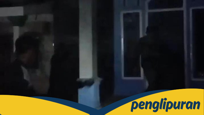 Warga Pasuruan Rusak Rumah Terduga Pembunuh Bocah 7 Tahun, Solidaritas atau Ekspresi Kekecewaan?