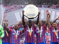 **Crystal Palace Juara di Wembley, Terkam Liverpool dan Chelsea dengan Kejutan!**