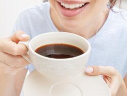 “Minum Kopi di Pagi Hari, Sebuah Kebiasaan yang Mungkin Cegah Mati Muda”