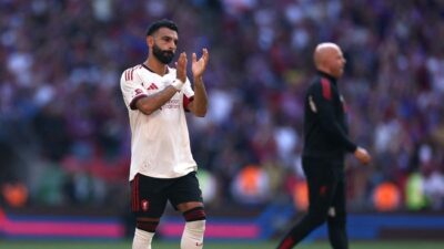 **Mohamed Salah Kembali Mengecewakan di Wembley: Liverpool Gagal di Community Shield 2025**