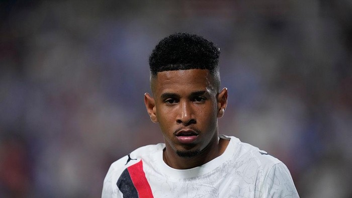 **Tottenham Hotspur Targetkan Winger Manchester City Savinho Sebelum Bursa Tutup**