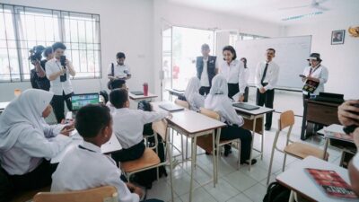 Kunjungi Sekolah Rakyat, Wamen P2MI Takjub dengan Semangat Belajar Siswa – Update 1