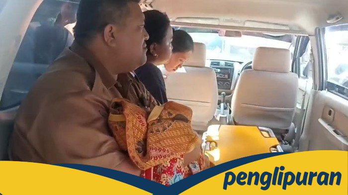 **Tragedi Mengerikan: Balita di Ngawi Tewas Terlindas Mobil Orang Tuanya Saat Parkir di Halaman Rumah**