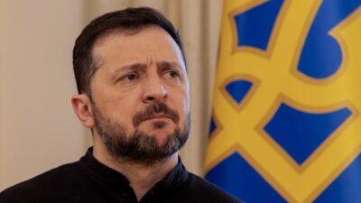 “Trump-Putin Siap Bertemu di Alaska, Mungkin dengan Zelensky”