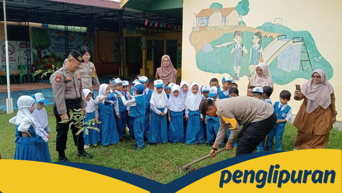 Polisi Dumai Beri Pelatihan Kehati-hatian kepada Anak-anak TK melalui Tanam Pohon, Ajarkan Cinta Lingkungan dari Dini