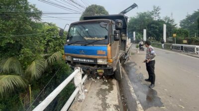 Sopir Ketiduran, Nyaris Menyebabkan Tragedi di Bogor!