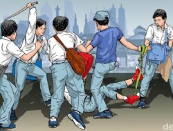 **Remaja Jakut dengan Celurit Panjang, Aksi Tawuran Berujung Penangkapan Polisi**