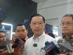**Tom Lembong Bebas, Beda Nasib Dengan Terdakwa Gula Lainnya: Inilah Responsnya**