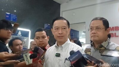 **Tom Lembong Bebas, Beda Nasib Dengan Terdakwa Gula Lainnya: Inilah Responsnya**