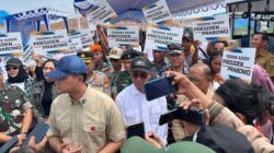 Mentrans Berikan 94 Sertipikat kepada Warga Tanjung Banun, Langkah Membedakan Hak Milik