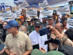 Mentrans Berikan 94 Sertipikat kepada Warga Tanjung Banun, Langkah Membedakan Hak Milik