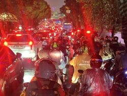TransJ Koridor 9 Alami Keterlambatan Imbas Macet di Kemanggisan-Pinang Ranti: Dampak Luas pada Pengguna Transportasi