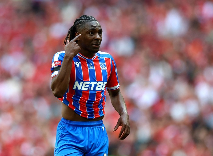 **Arsenal Siap merebut Eze dari Crystal Palace?**