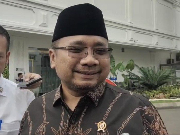 **Babak Baru Eks Menag Yaqut di Kasus Kuota Haji: KPK Cegah Perjalanan ke Luar Negeri**