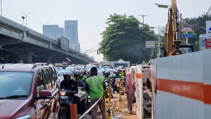 Proyek Pemasangan Pipa di Jalan TB Simatupang Sampai Desember, Dukung Rekayasa Lalu Lintas