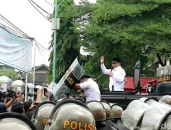 **Bupati Pati Sudewo Tetap Bertahan, Klaim Pemilihan Konstitusional**