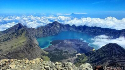 “Rinjani Dikategorikan Grade 4 oleh Kemenhut, Pendaki Pemula Harus Berpikir Dua Kali!”