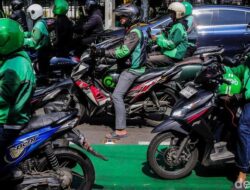 “BIaya Transportasi Tinggi dan Ketergantungan pada Transportasi Online: Krisis Mobilitas yang Mendesak”