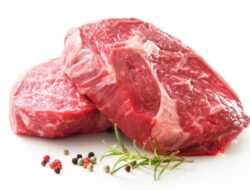 “Harga Daging melonjak 30%, Asosiasi Dorong Penguatan BUMN demi Stabilitas Pasar”