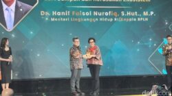 Anugerah Ekonomi Hijau untuk Menteri LH, Target 2029: Sampah 100% Terkelola!