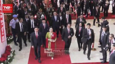 Wapres Gibran Hadiri Sidang Tahunan MPR, Disambut Puan: Politik Modern dalam Dinamika Masa Kini