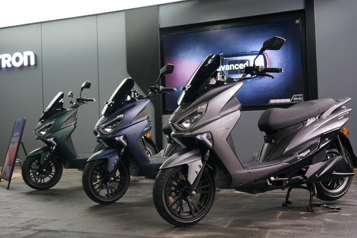 Jangan Kaget! Motor Listrik Polytron Sudah Dominasi Pasar Indonesia!