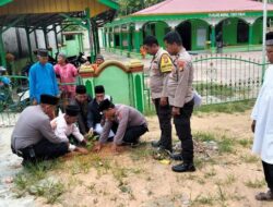 “Dukung Green Policing, LAM Medang Kampai Tanam Pohon di Masjid, Langkah Nyata untuk Bumi yang Lebih Hijau”