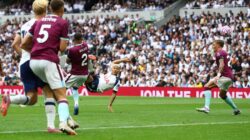 “Tottenham Hotspur Dominasi Burnley: Richarlison Cetak Dua Gol, Menang 3-0 di Premier League 2025/2026”