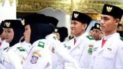 Tim Indonesia Berdaulat Siap Bendera Merah Putih di Istana Merdeka dalam HUT RI ke-80